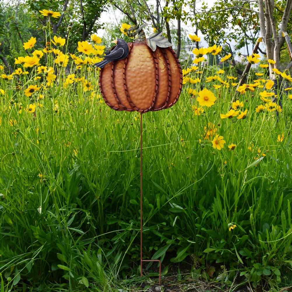 2 Parts Pumpkin Yard Sign Stakes Metal Pumpkin with bird Garden Decoration for Harvest Halloween Pumpkin Garden Stakes Yard Fall
