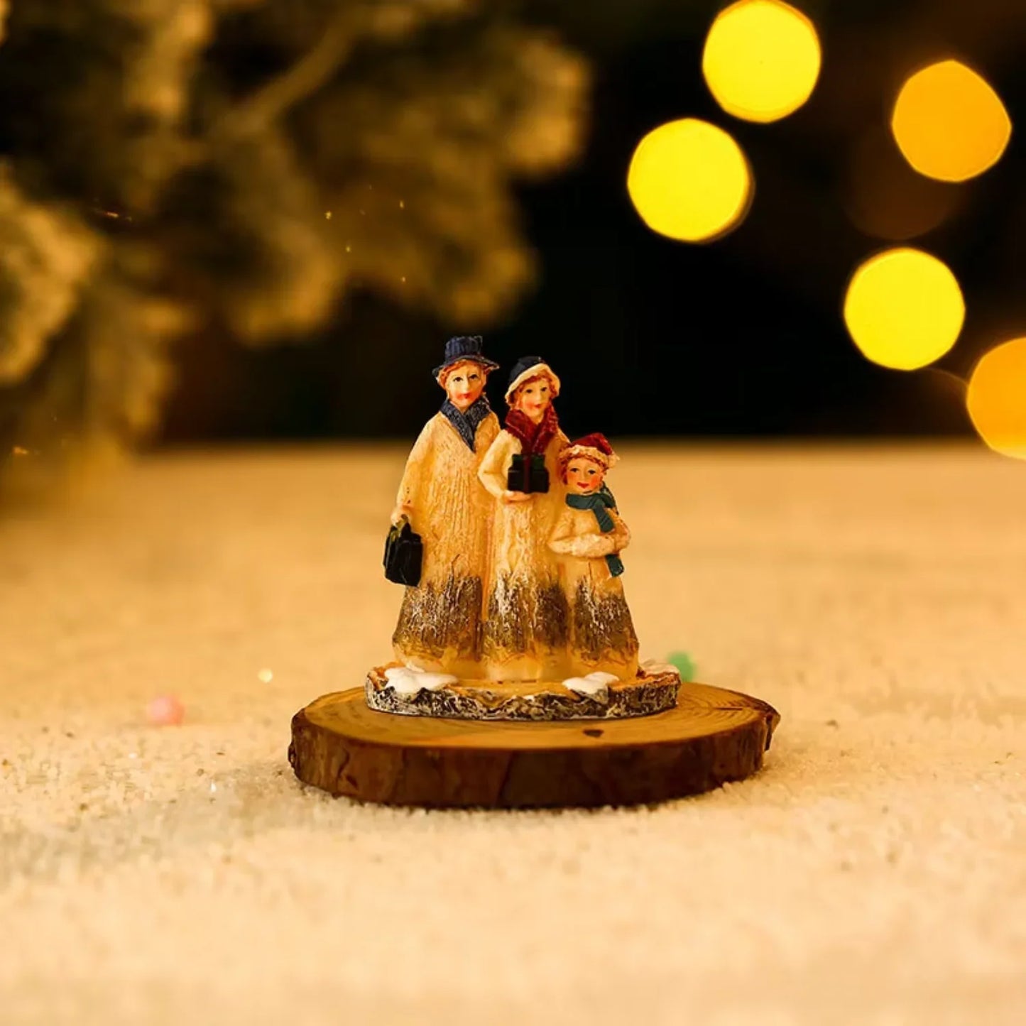 Christmas Human House Figurine Light Up Christmas Resin Mini Village Houses Desktop Table Decoration