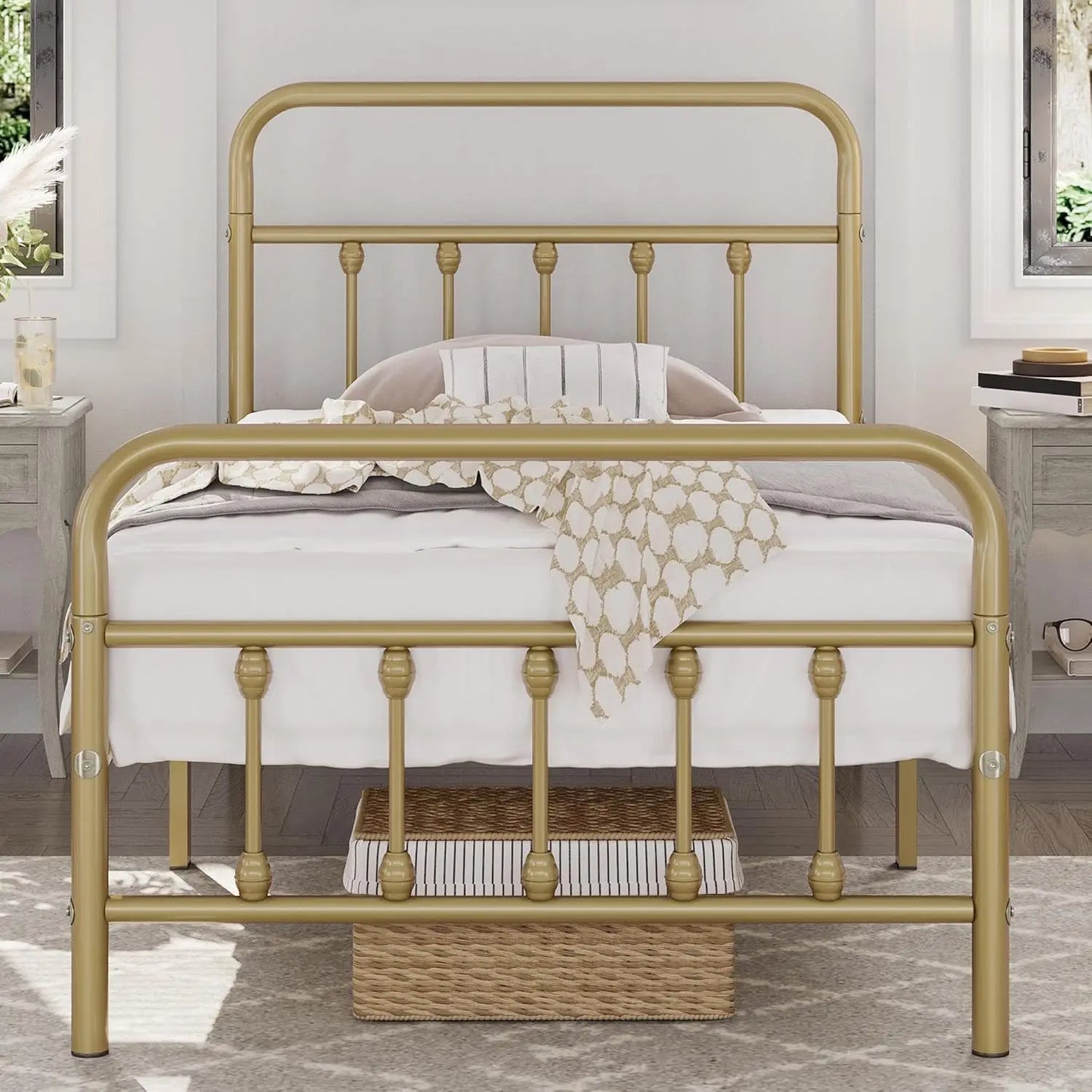 Classic Metal Platform Bed Frame Mattress Foundation with Victorian Style Iron-Art Headboard/Footboard/Under Bed Storage