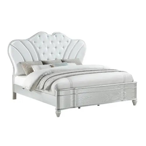 Traditional Queen Bedroom Set With Upholstered Tufted Bed