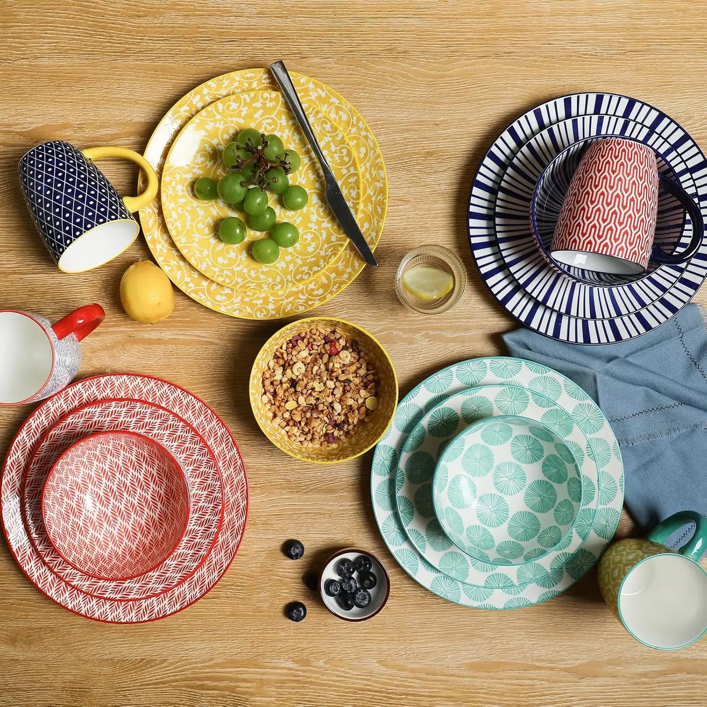 Ceramic Dinnerware Sets for 4, 16 Pieces Plates and Bowls Sets, Dishes set for 4-Chip and Scratch Resistant, Dishwasher&Microwav