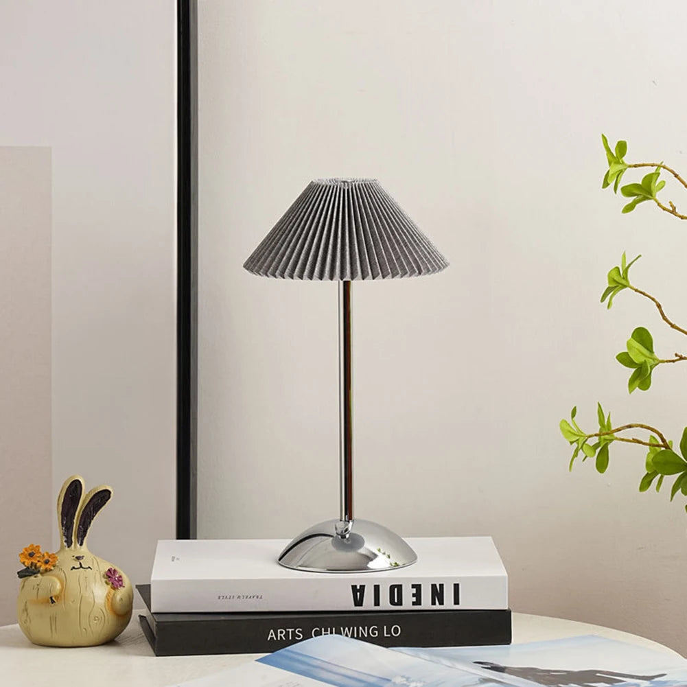 Nordic Pleated Table Lamp USB Charging Art Atmosphere Lamp Modern Style with Metal Base for Bedroom Living Room Decor
