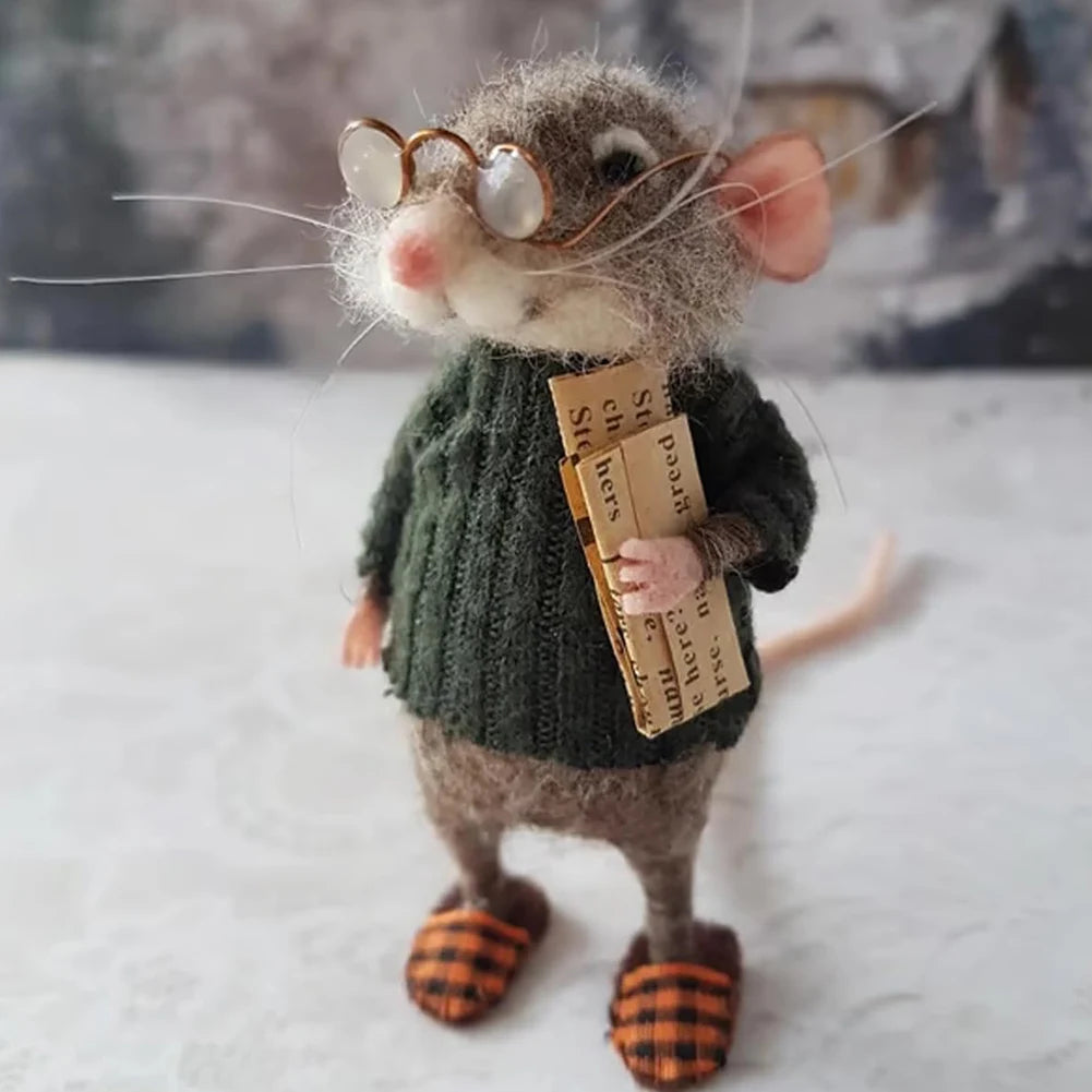 Mouse Doll Christmas Needle Felted Mouse Craft Decoration Needle Felted Christmas Cute Needle Felted Mouse Handmade Wool Felted