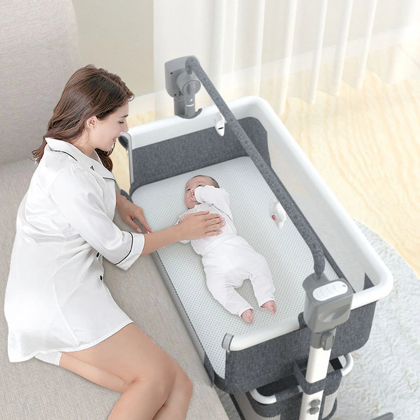 Electric Baby Bed Baby Crib Bluetooth Luxury Portable Baby Easy to Clean Travel Bed with Mattress Cradle for Newborns Infant Cot
