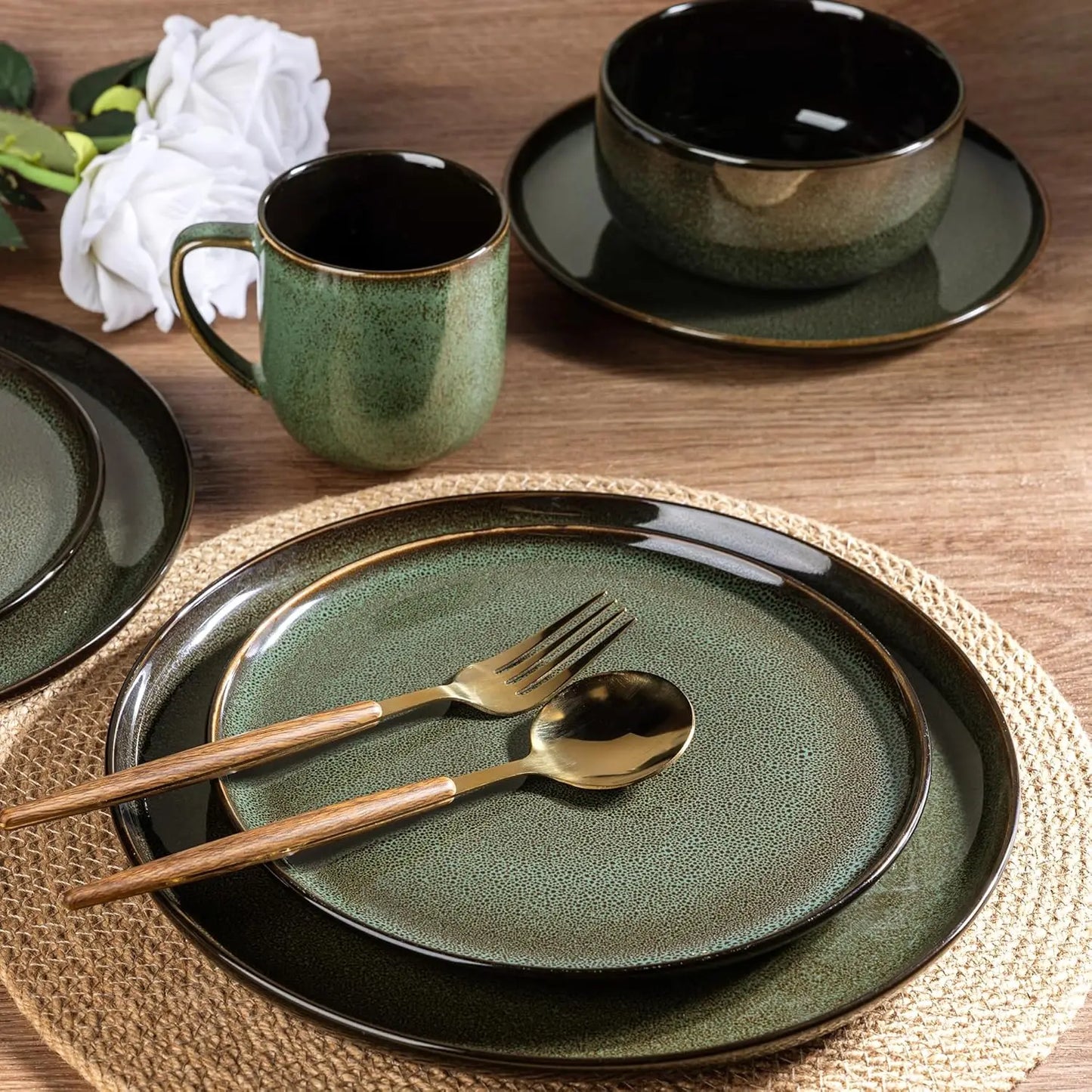 Ceramic Dinnerware Sets for 4,16-PieceReactive Glaze Plates and Bowls Set with Mugs,Highly Chip and Crack Resistant | Dishwasher